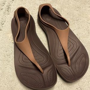 Crocs sandals 7